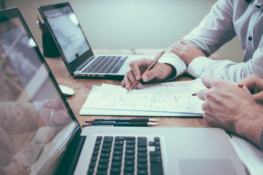 Como preparar legendas SRT para revisão com inteligência artificial