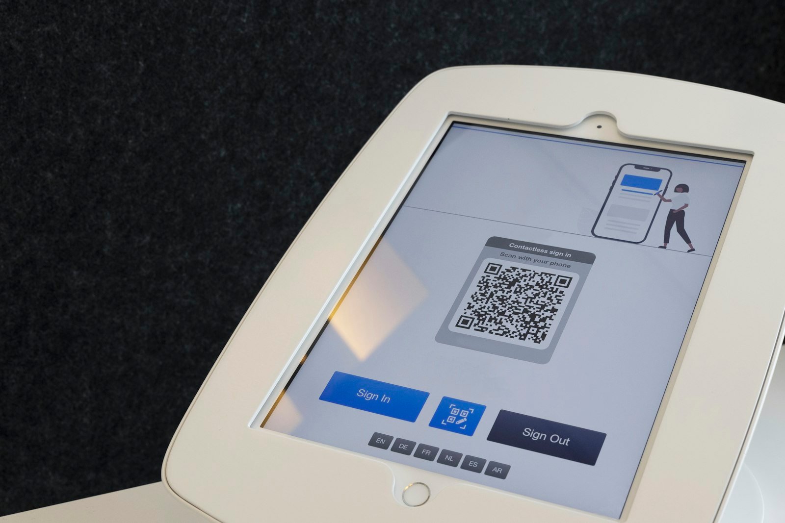 QR codes em documentos para agentes de IA: leitura e validação segura