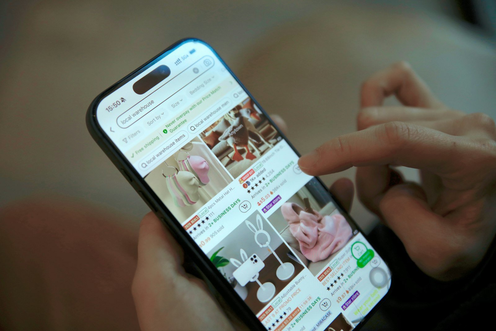 Texto alternativo de imagens com IA: revisão de acessibilidade para lojas virtuais